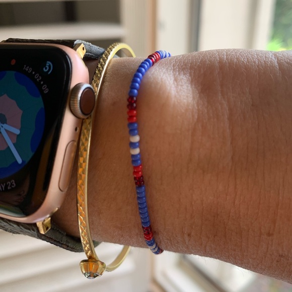 Hand Beaded Bracelet - Picture 4 of 5